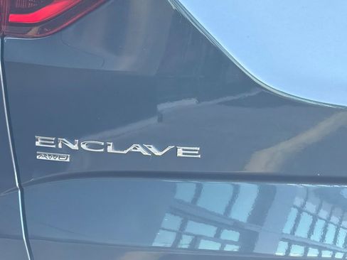 Used 2021 Buick Enclave Avenir w/ Avenir Technology Package AWD/4WD image 31