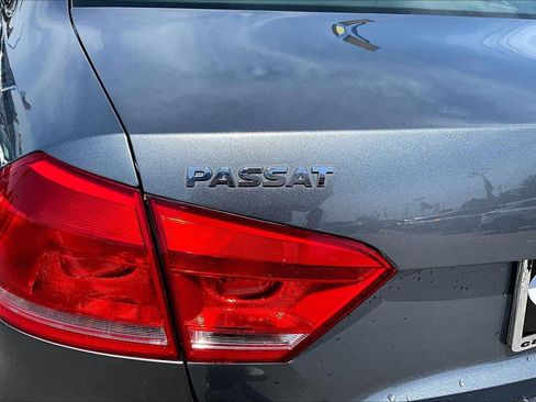 Used 2013 Volkswagen Passat TDI SEL Premium FWD image 30