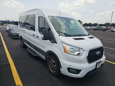 Used 2022 Ford Transit 350 XLT RWD image 2