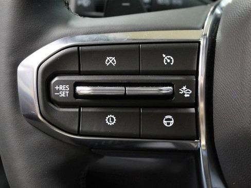 New 2026 GMC Yukon Elevation w/ Elevation Premium Package AWD/4WD image 25