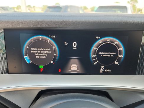 New 2025 Volkswagen Tiguan SE image 17