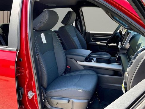 New 2026 RAM 2500 Big Horn AWD/4WD image 23