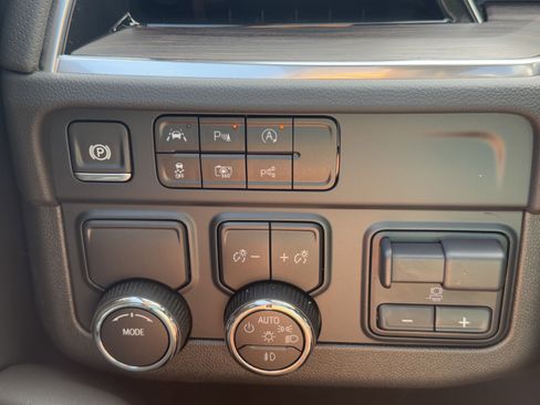 New 2025 Chevrolet Tahoe Premier image 31