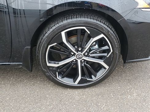 Used 2025 Nissan Altima 2.5 SR w/ SR Premium Package image 6