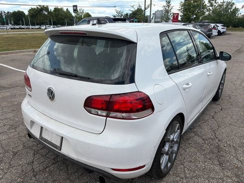 Used 2013 Volkswagen Golf 4-Door FWD image 5