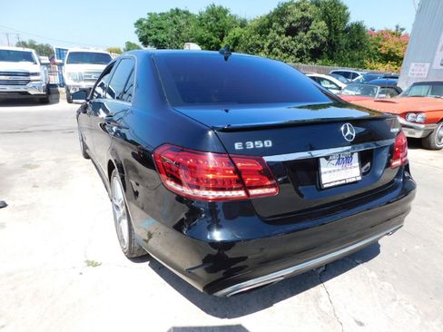 Used 2014 Mercedes-Benz E 350 4MATIC Sedan image 5