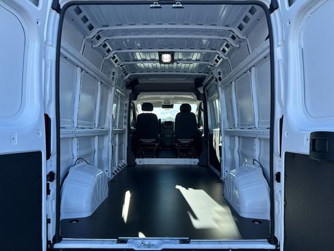 New 2026 RAM ProMaster 2500 w/ Advanced Safety Group image 9