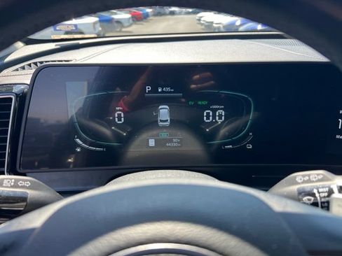 Certified 2023 Kia Sportage EX AWD/4WD image 18