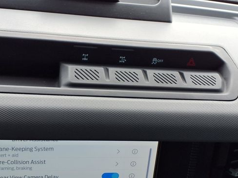 Used 2023 Ford Bronco Big Bend image 16