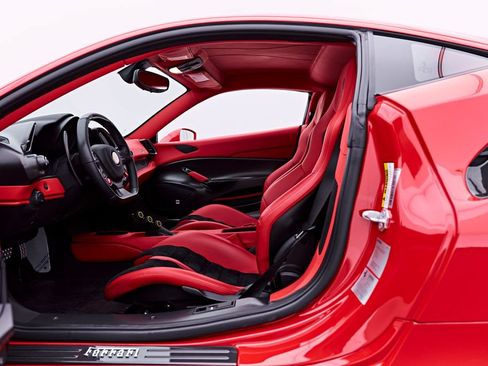 Used 2020 Ferrari 488 Pista Coupe RWD image 48