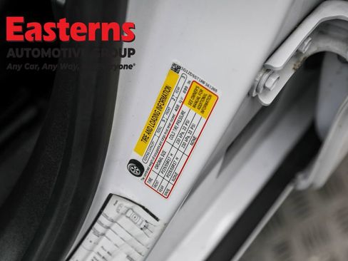 Used 2024 Chevrolet Malibu LT image 33