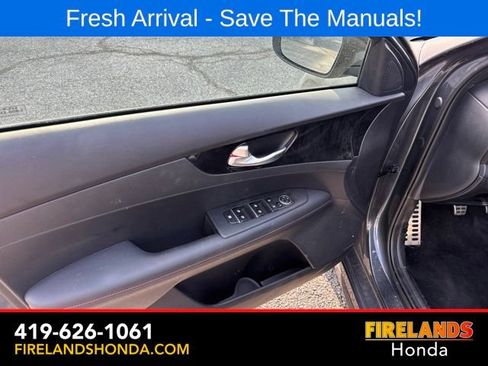 Used 2023 Kia Forte GT FWD image 13