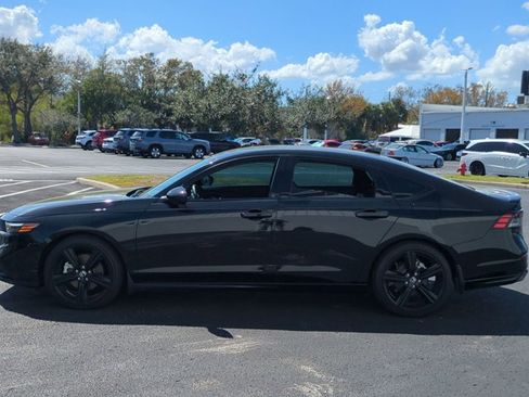 Used 2023 Honda Accord Sport image 8