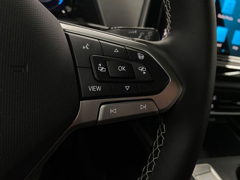 New 2026 Volkswagen Atlas Cross Sport SE image 16