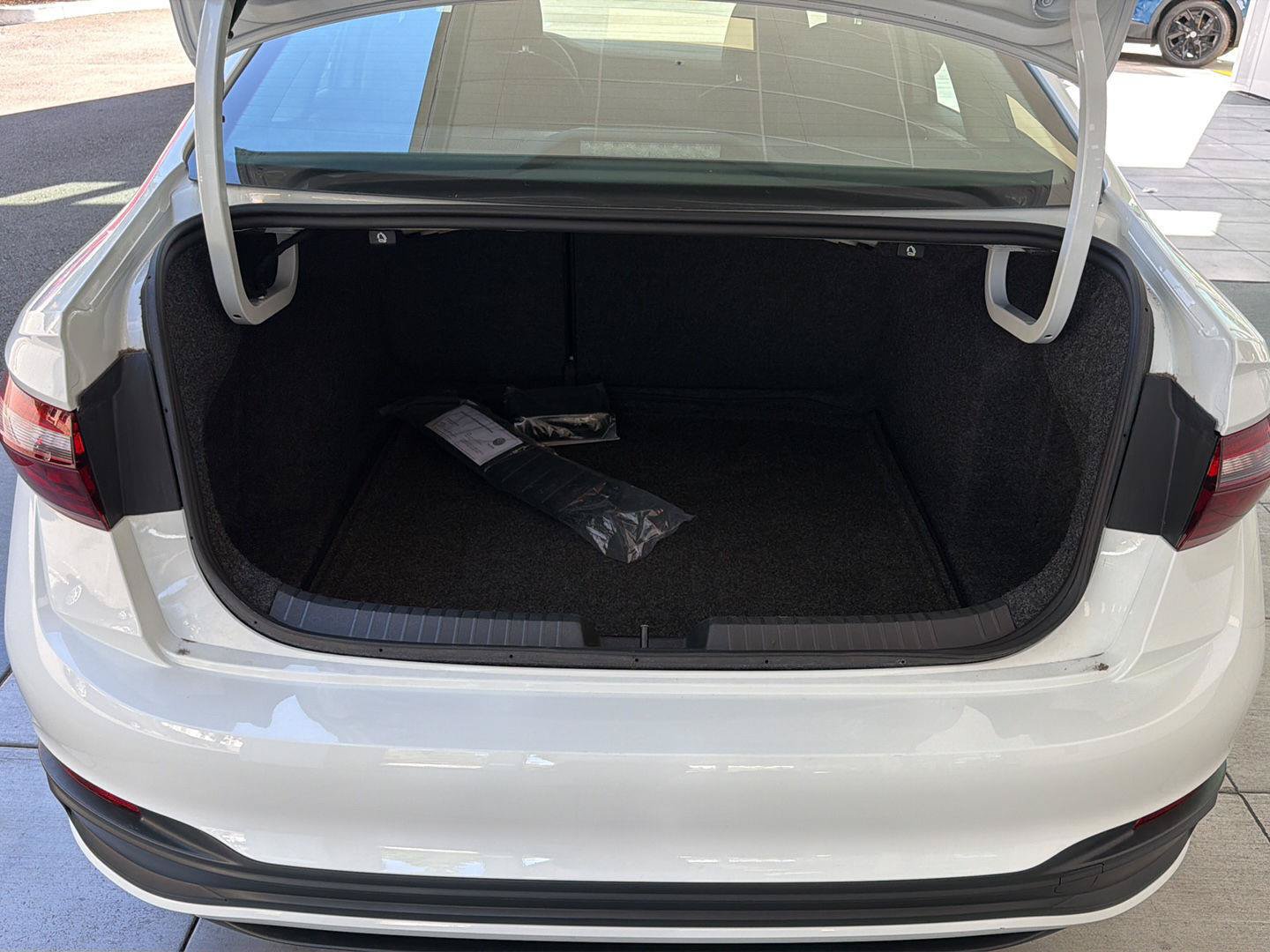 Used 2024 Volkswagen Jetta S FWD image 13