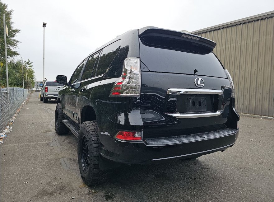 Used 2019 Lexus GX 460 Premium AWD/4WD image 2