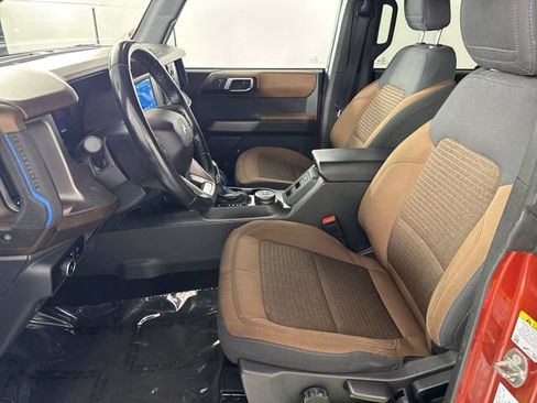Used 2023 Ford Bronco Outer Banks AWD/4WD image 4