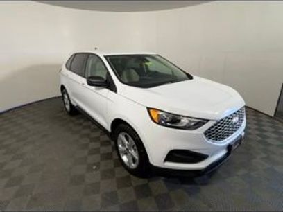Used 2024 Ford Edge SE