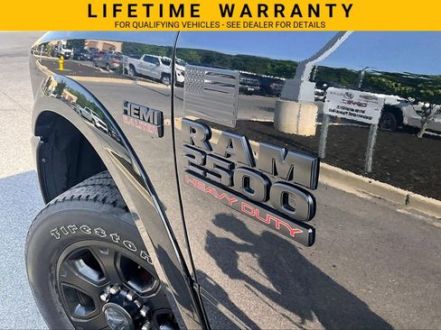 Used 2018 RAM 2500 Laramie w/ Sport Appearance Group AWD/4WD image 7