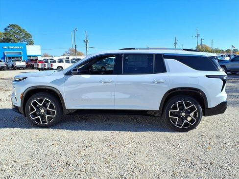 New 2026 Chevrolet Traverse High Country image 4