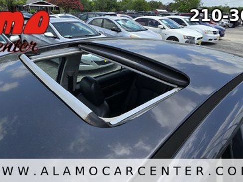 Used 2012 Subaru Legacy 2.5i Limited w/ Illumination Pkg 2 AWD/4WD image 39
