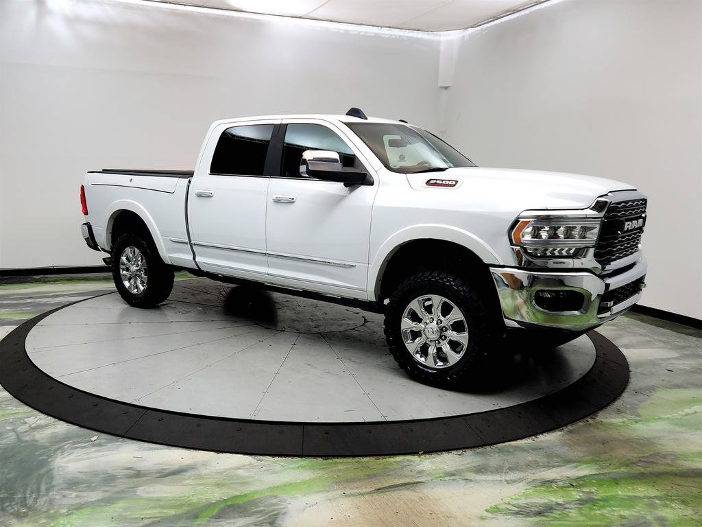 Used 2022 RAM 2500 Limited AWD/4WD image 2