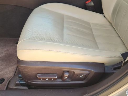 Used 2017 Lexus ES 350 w/ Luxury Package image 18