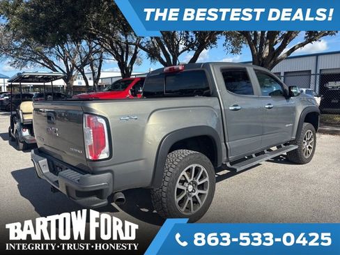 Used 2017 GMC Canyon Denali image 5