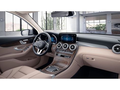 Certified 2022 Mercedes-Benz GLC 300 4MATIC image 36