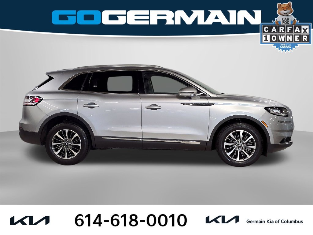 Used 2023 Lincoln Nautilus Reserve AWD/4WD image 6