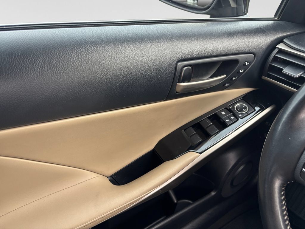 Used 2019 Lexus IS 300 w/ Premium Package RWD image 17