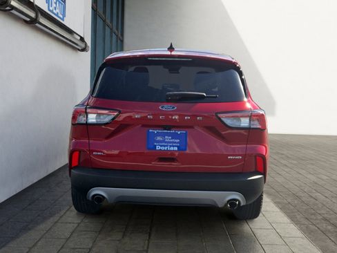 Certified 2022 Ford Escape SEL image 4