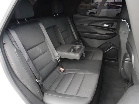 Used 2023 Chevrolet TrailBlazer RS w/ Sun and Liftgate Package FWD image 8