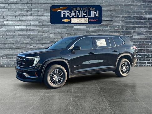 Used 2025 GMC Acadia Elevation image 1