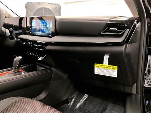 New 2026 Nissan Kicks SR w/ SR Premium Package image 33