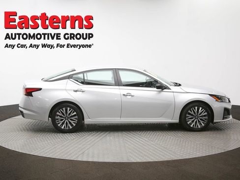 Used 2024 Nissan Altima 2.5 SV image 44
