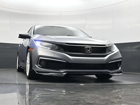 Used 2019 Honda Civic EX image 40