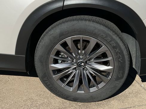 Used 2025 MAZDA CX-90 3.3 Turbo w/ Preferred Package image 8