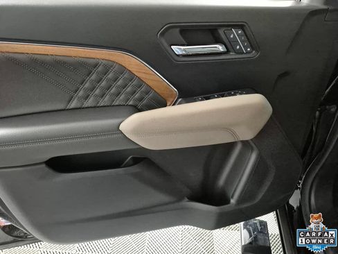 Certified 2023 GMC Canyon Denali AWD/4WD image 16
