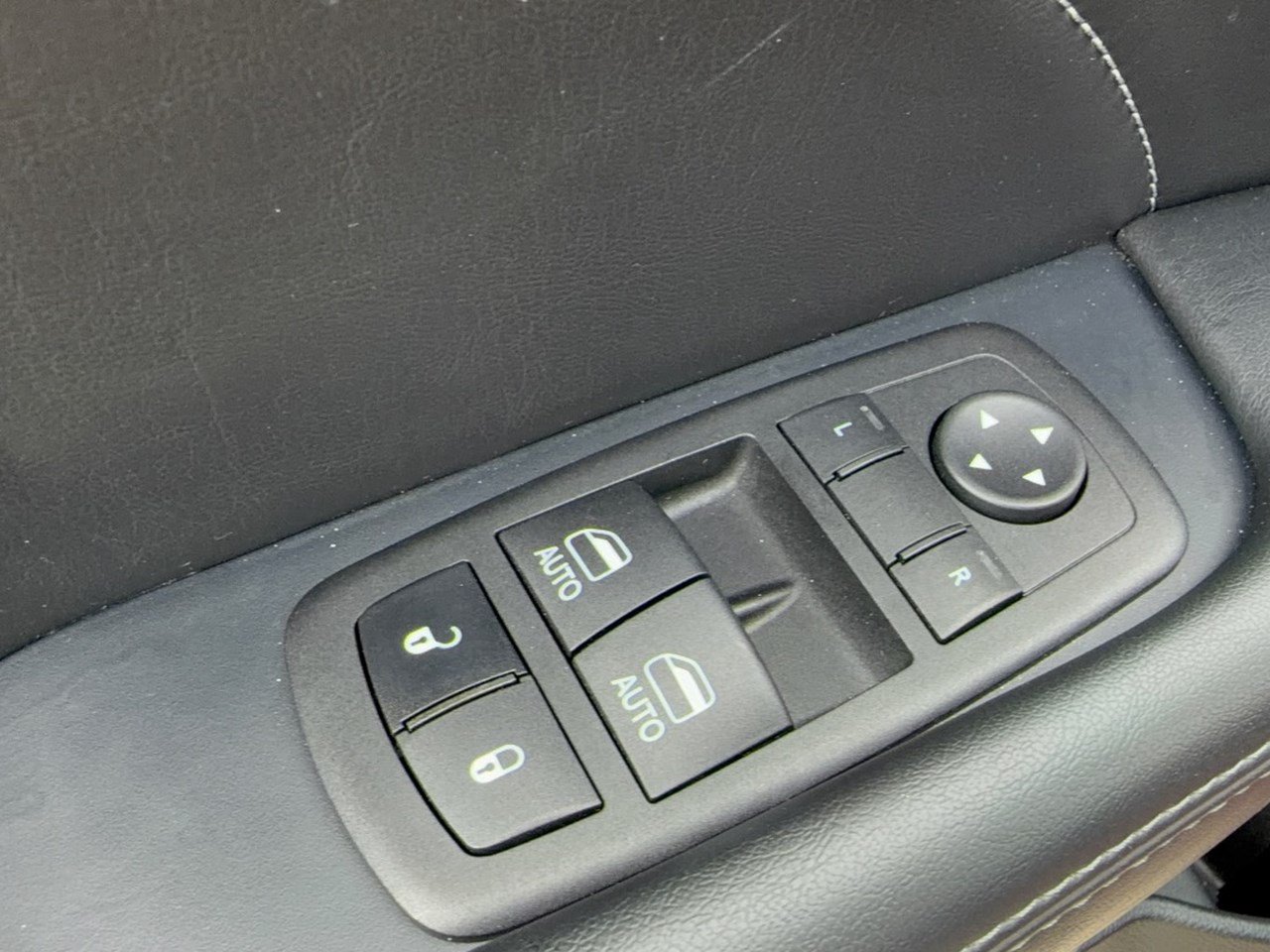 Used 2023 Dodge Challenger R/T w/ Plus Package RWD image 15