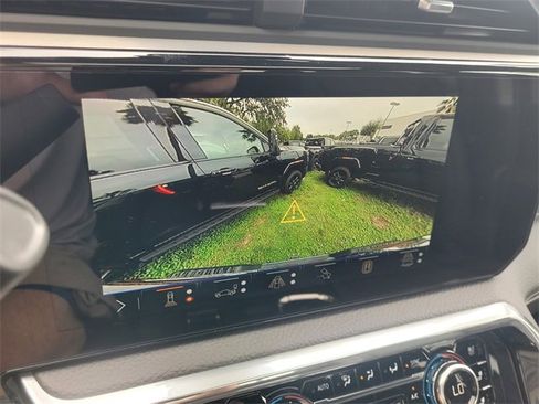 New 2025 GMC Sierra 2500 Denali w/ Denali Reserve Package image 33