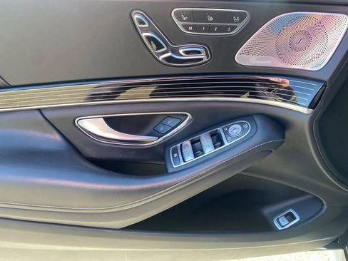 Used 2018 Mercedes-Benz S 560 S 560 4MATIC Sedan 4D image 12