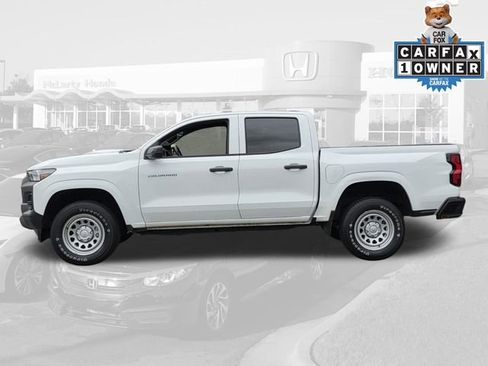 Used 2023 Chevrolet Colorado W/T RWD image 2