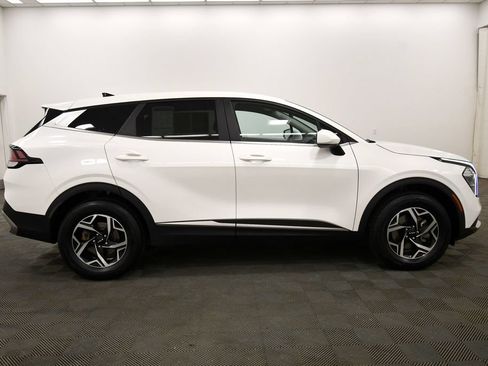 Certified 2023 Kia Sportage LX AWD/4WD image 9