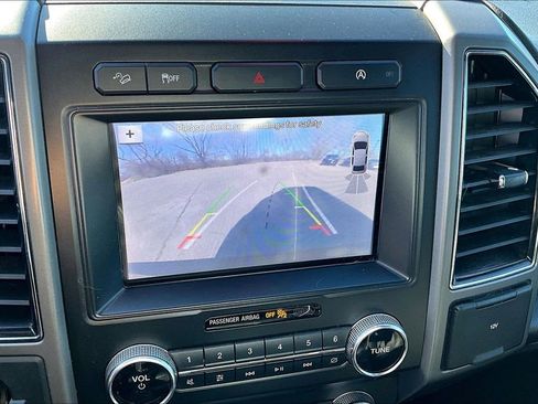 Used 2019 Ford Expedition Max XLT image 30