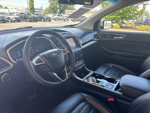 Used 2020 Ford Edge SEL AWD/4WD image 10