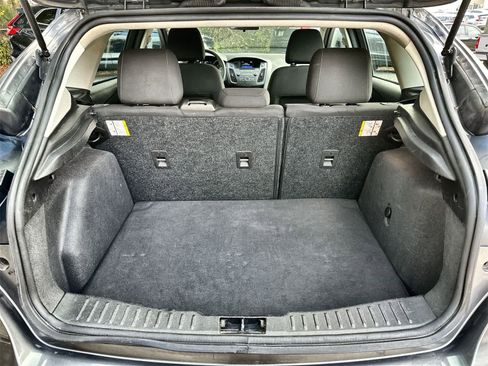 Used 2016 Ford Focus SE image 19