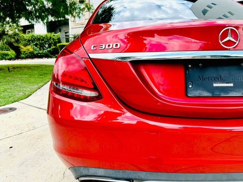 Used 2018 Mercedes-Benz C 300 Sedan image 10