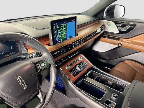 Used 2023 Lincoln Aviator Reserve w/ Equipment Group 201A RWD image 24