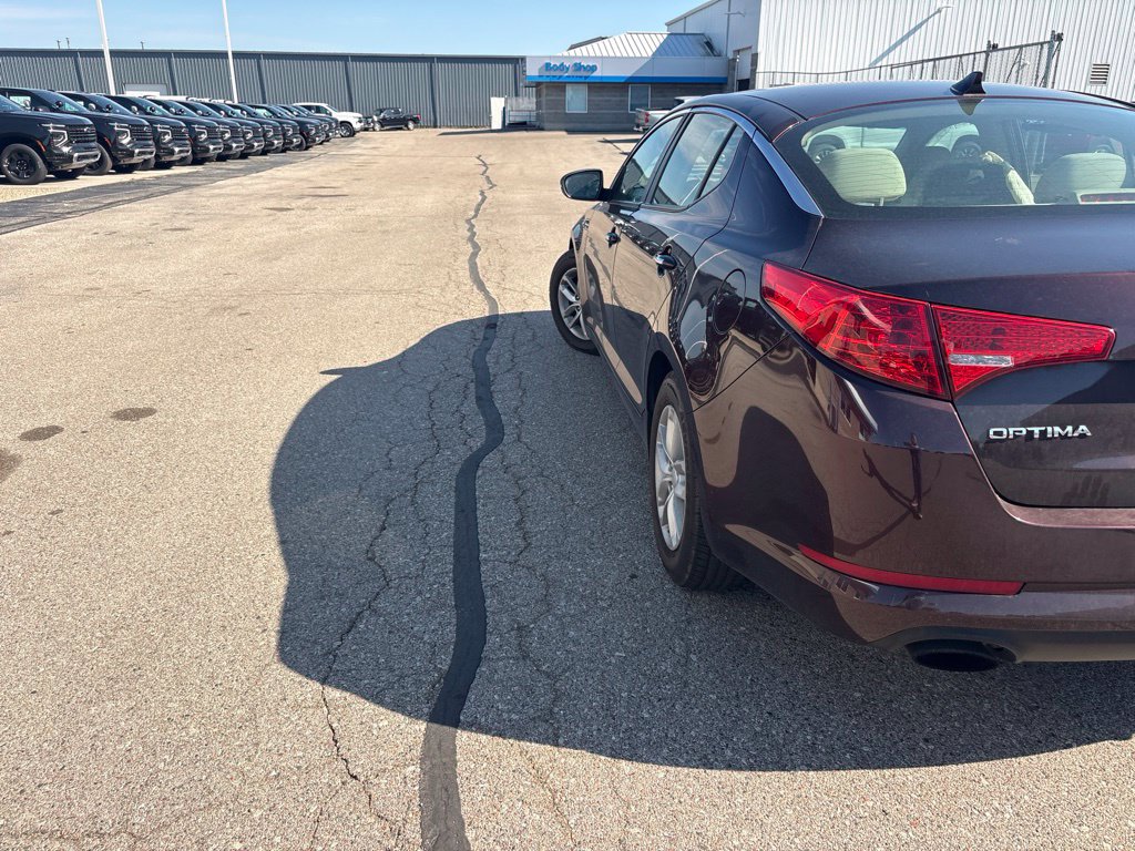 Used 2013 Kia Optima LX FWD image 7